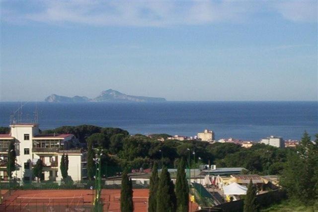 B&B Villa Patrizia แอร์โกลาโน ภายนอก รูปภาพ