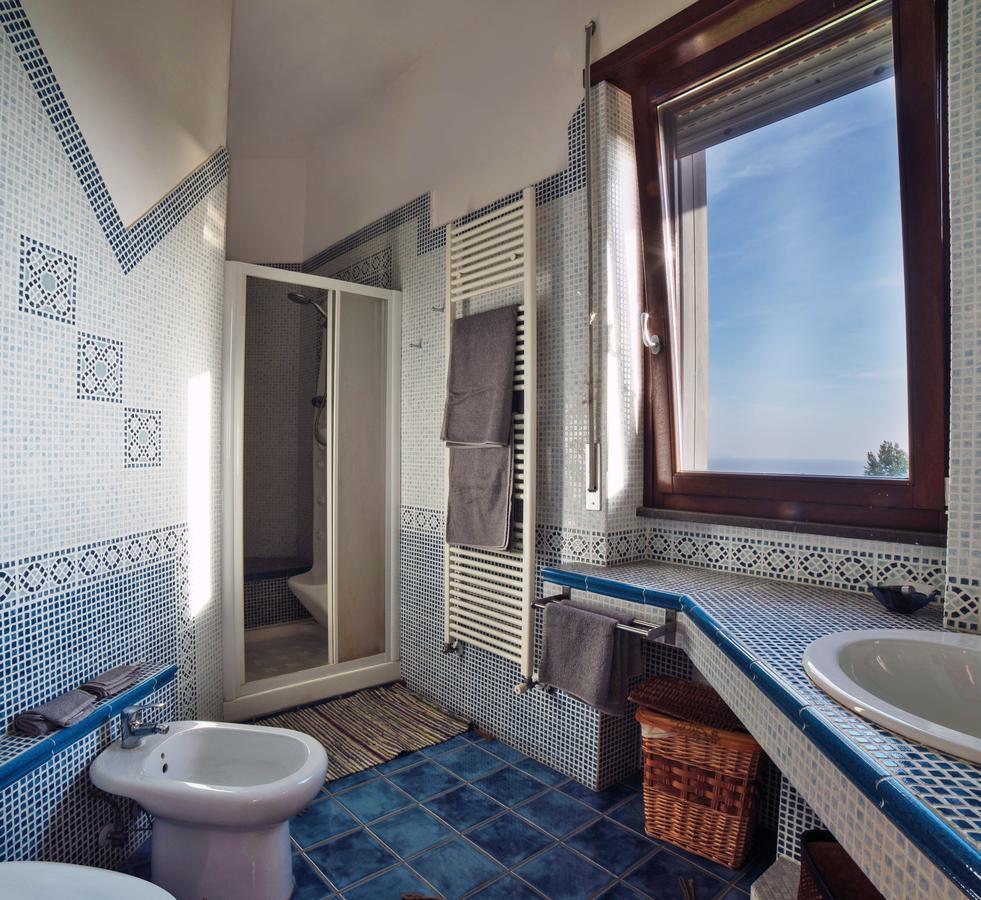 B&B Villa Patrizia แอร์โกลาโน ภายนอก รูปภาพ